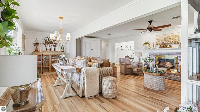 341 S Lincoln Road, Mt Pleasant, MI 48858