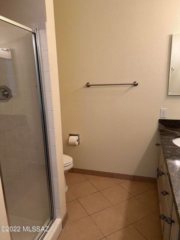 6451 N Tierra de las Catalinas Apt 64, Tucson, AZ 85718