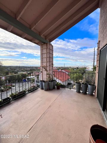 6451 N Tierra de las Catalinas Apt 64, Tucson, AZ 85718