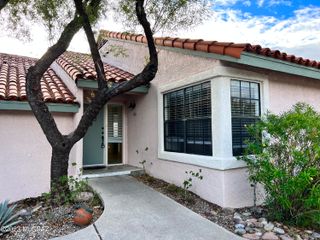 6451 N Tierra de las Catalinas Apt 64, Tucson, AZ 85718