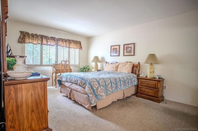 16511 Caminito Vecinos 64, San Diego, CA 92128