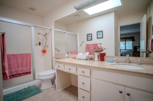 16511 Caminito Vecinos 64, San Diego, CA 92128