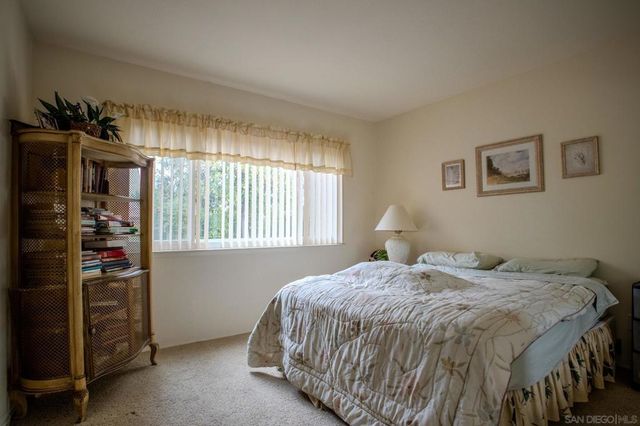 16511 Caminito Vecinos 64, San Diego, CA 92128