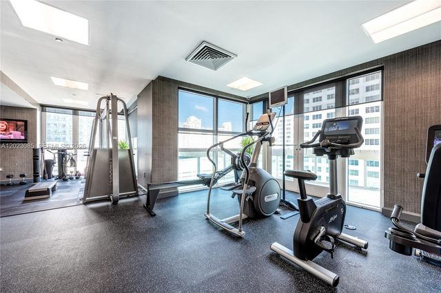 951 Brickell Ave 1503, Miami, FL 33131