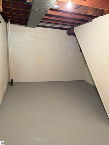 1618 Loraine Avenue, Lansing, MI 48910