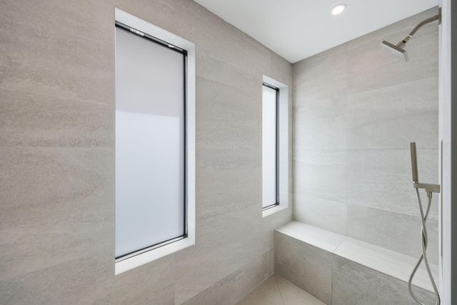 2015 NE 4th Avenue, Wilton Manors, FL 33305