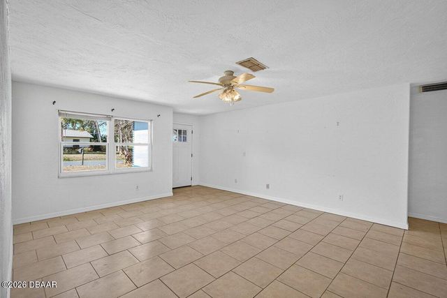 1901 Donald Place, Daytona Beach, FL 32119