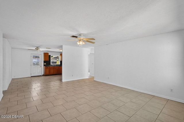 1901 Donald Place, Daytona Beach, FL 32119