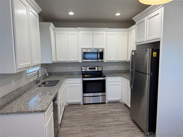 1017 Westgate Avenue, Durant, OK 74701