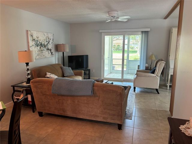 668 PARK CIRCLE, Bradenton, FL 34207