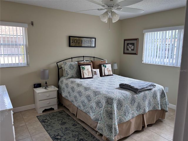 668 PARK CIRCLE, Bradenton, FL 34207