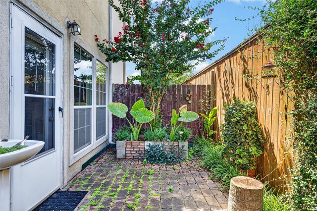 7122 Laguna Villas, Houston, TX 77036