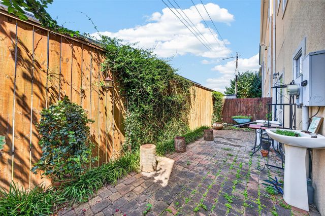 7122 Laguna Villas, Houston, TX 77036