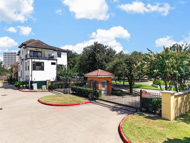 7122 Laguna Villas, Houston, TX 77036