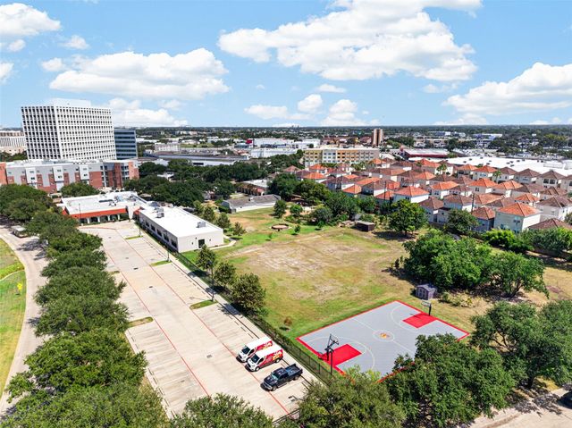 7122 Laguna Villas, Houston, TX 77036