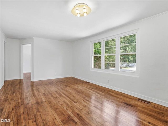 203 Scarlett Drive, Chapel Hill, NC 27517