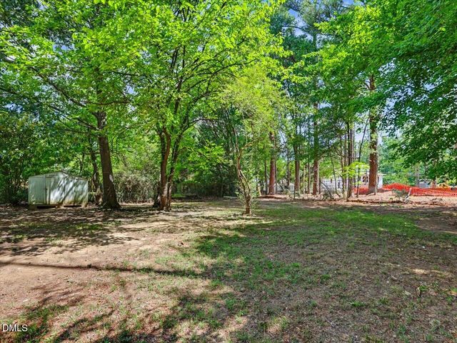 203 Scarlett Drive, Chapel Hill, NC 27517