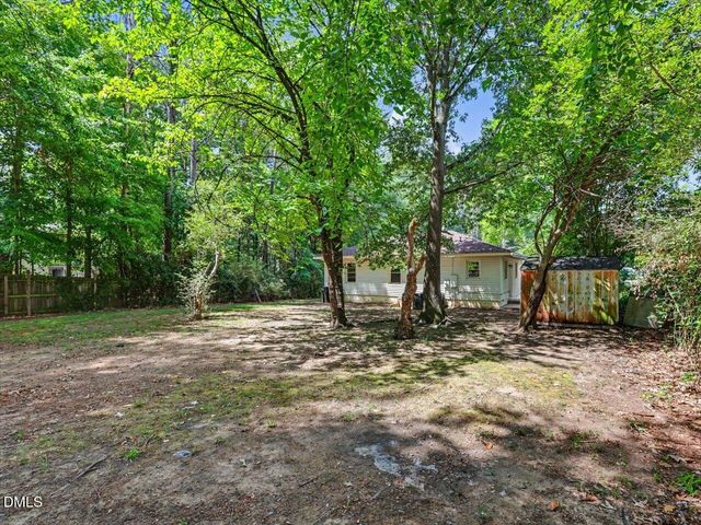 203 Scarlett Drive, Chapel Hill, NC 27517