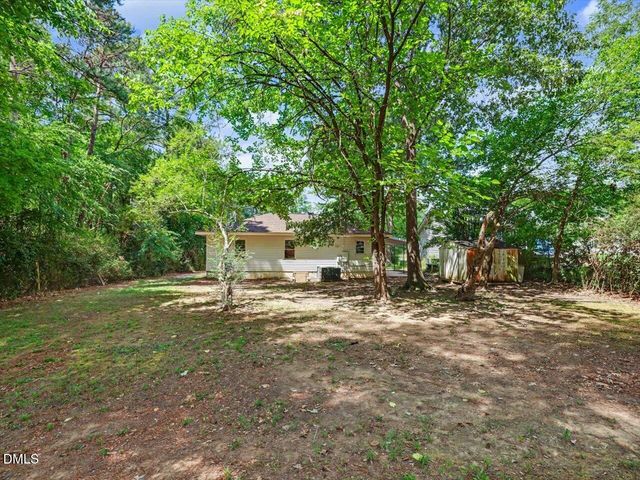 203 Scarlett Drive, Chapel Hill, NC 27517