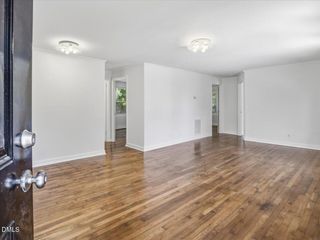 203 Scarlett Drive, Chapel Hill, NC 27517