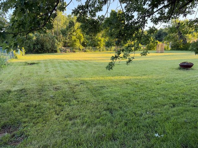 8541 S 83rd Avenue, Hickory Hills, IL 60457