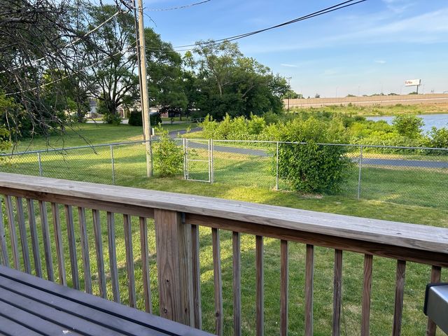 8541 S 83rd Avenue, Hickory Hills, IL 60457