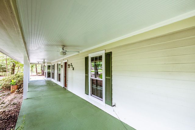 218 Westridge Drive, Huntsville, TX 77340
