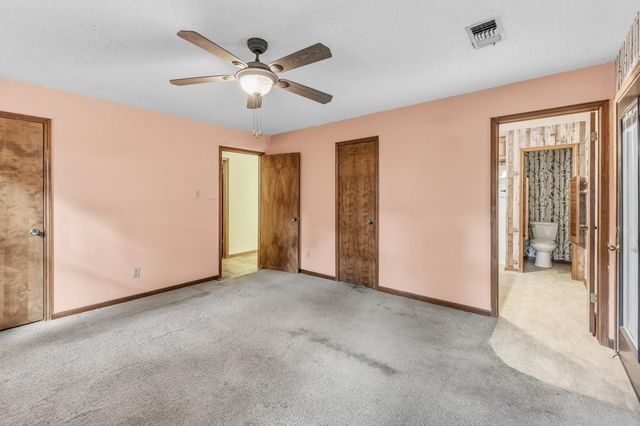 218 Westridge Drive, Huntsville, TX 77340