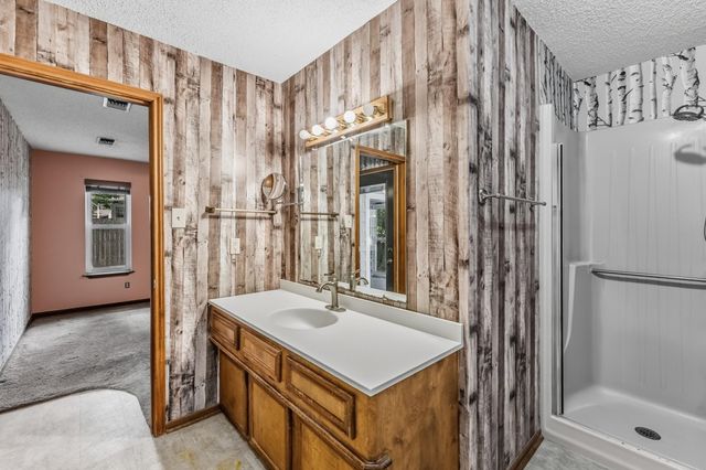 218 Westridge Drive, Huntsville, TX 77340