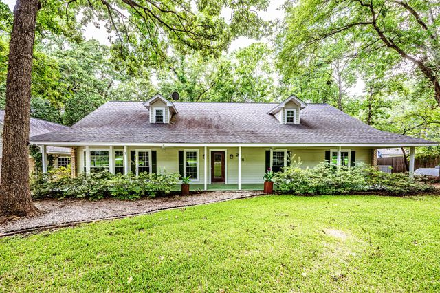 218 Westridge Drive, Huntsville, TX 77340