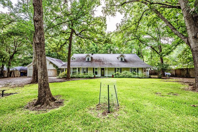 218 Westridge Drive, Huntsville, TX 77340