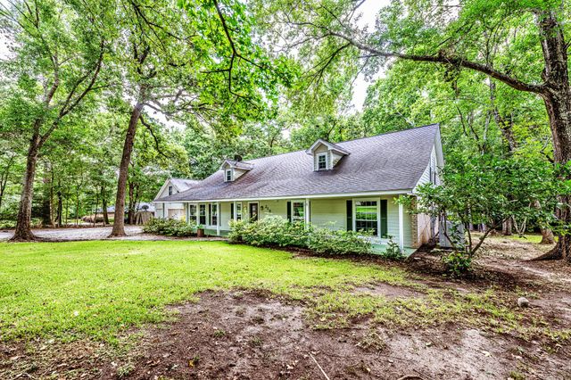 218 Westridge Drive, Huntsville, TX 77340
