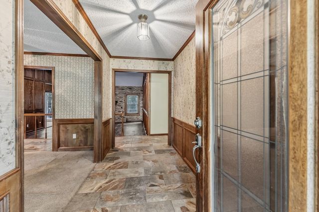 218 Westridge Drive, Huntsville, TX 77340