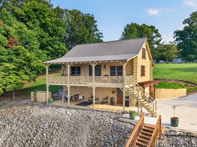 52 Narrows Dr, Winchester, TN 37398