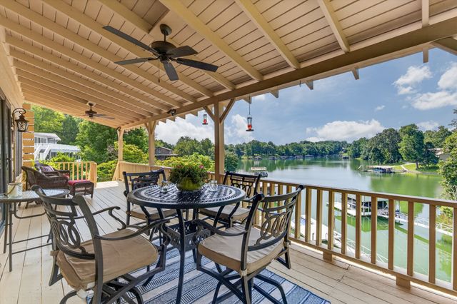 52 Narrows Dr, Winchester, TN 37398