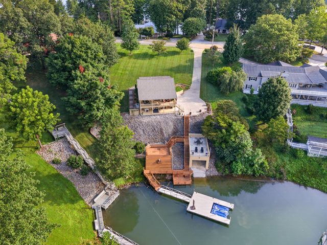 52 Narrows Dr, Winchester, TN 37398