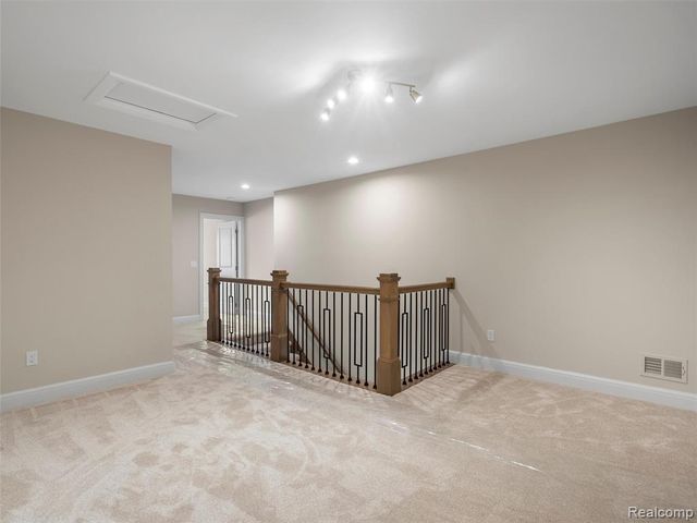 13924 Arthur Court, Washington, MI 48094