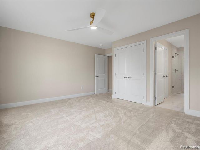 13924 Arthur Court, Washington, MI 48094