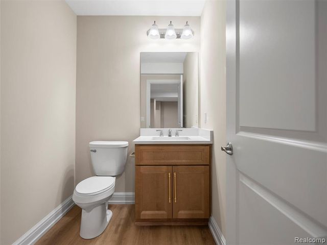 13924 Arthur Court, Washington, MI 48094