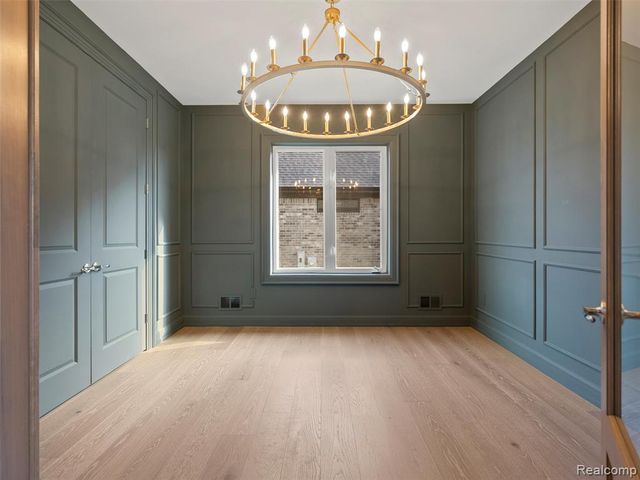 13924 Arthur Court, Washington, MI 48094