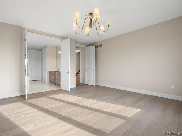 13924 Arthur Court, Washington, MI 48094