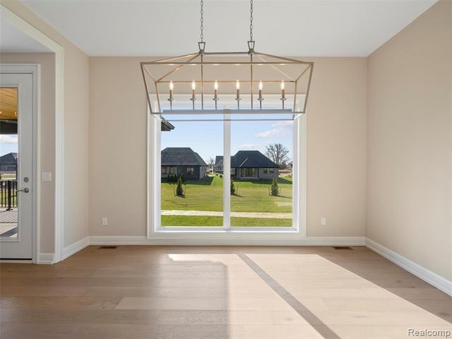 13924 Arthur Court, Washington, MI 48094