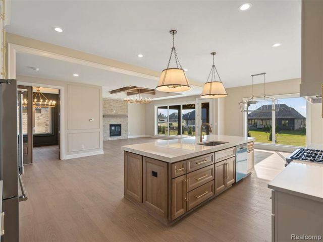 13924 Arthur Court, Washington, MI 48094