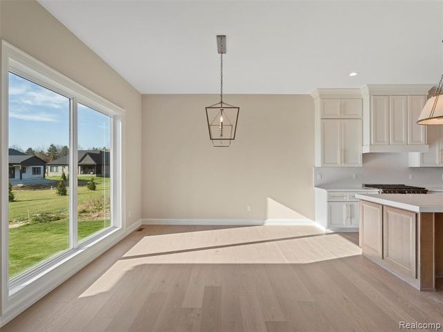 13924 Arthur Court, Washington, MI 48094