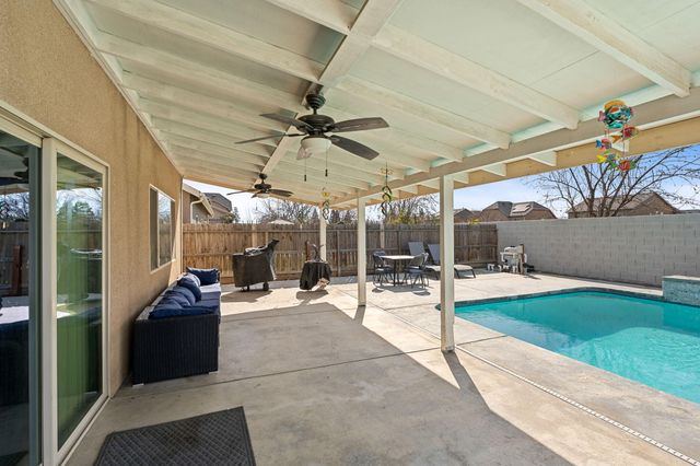 2327 N Elm Street, Visalia, CA 93291