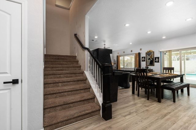 2327 N Elm Street, Visalia, CA 93291