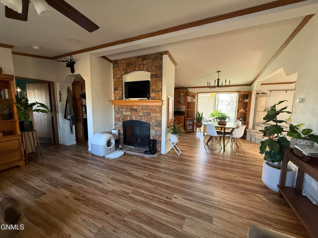 109 4th Avenue SE, Watford City, ND 58854 photo 3