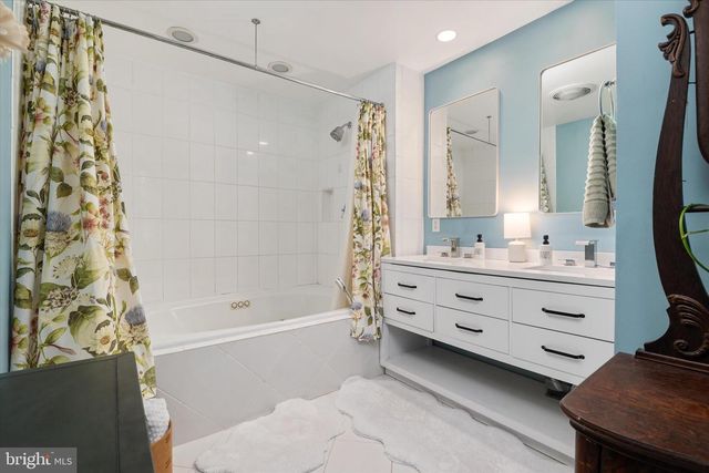 1665 PARIS OAKS RD, Owings, MD 20736