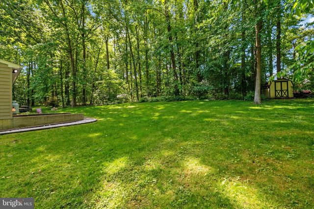 1665 PARIS OAKS RD, Owings, MD 20736