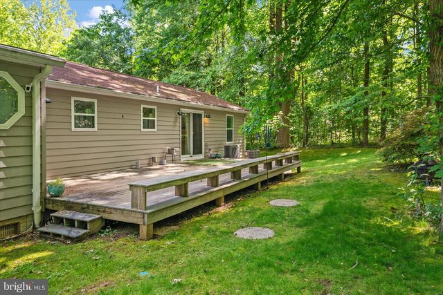 1665 PARIS OAKS RD, Owings, MD 20736